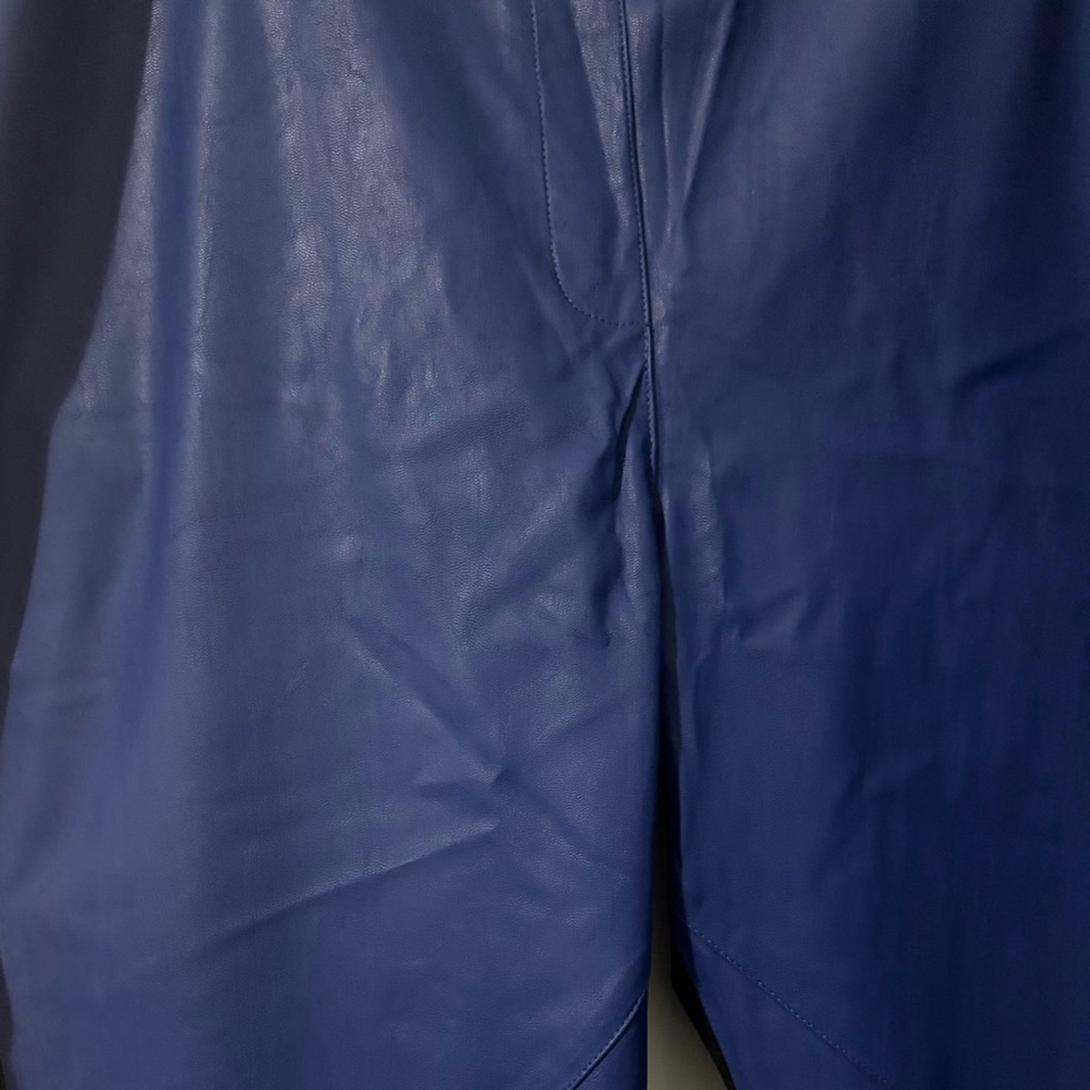 Blue NIP Faux Leather In Front Black Ponte in Back Pull On Pant - Picture 3 of 5